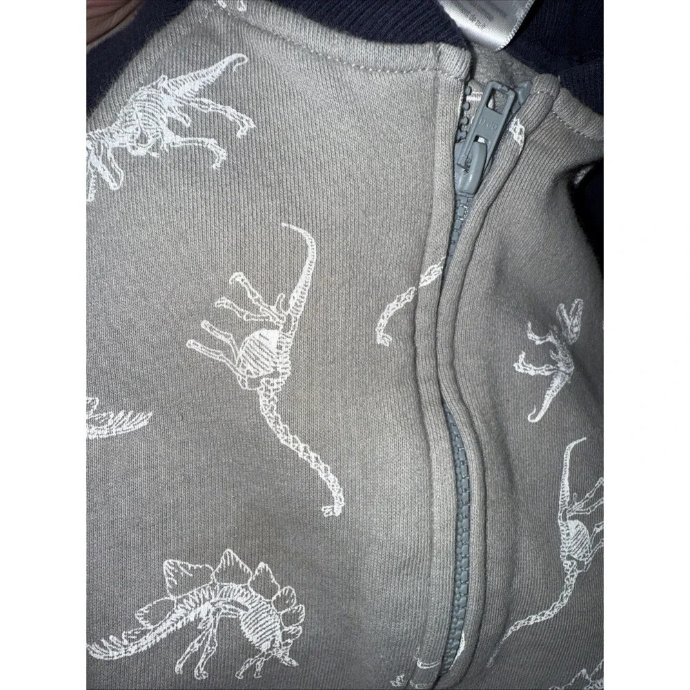 2-2017 Gymboree Baby Sweatshirts Firetruck & Dinosaur Size‎ 12-24 Months